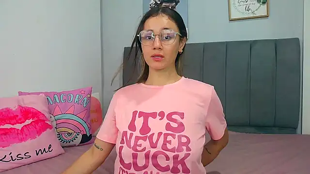 naughtyloverss live sex cam