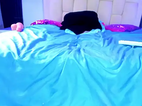 Carla_evans_'s cam snapshot