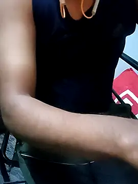 Karantamiltop live sex cam