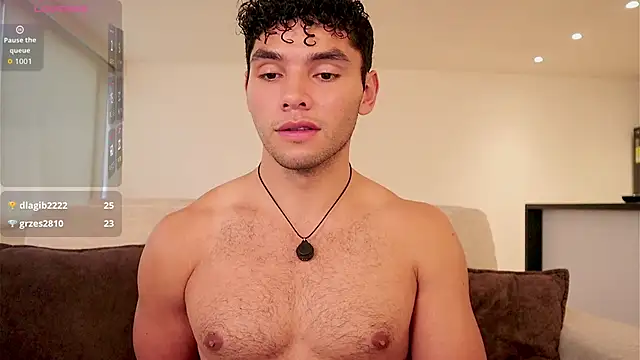Thiago_L live sex cam