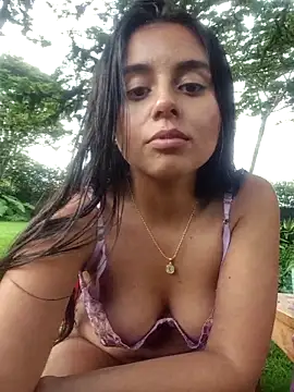 Lunaluxe1001 live sex cam