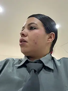 Ariana-07 live sex cam