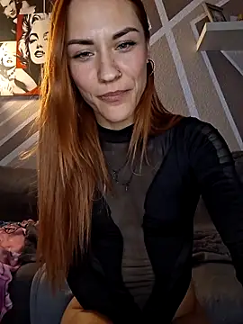 SlimBellaa live sex cam