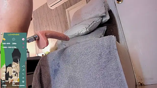 JUANDIAMONDS98 live sex cam