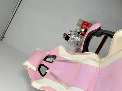 Hot_ladycarla live sex cam