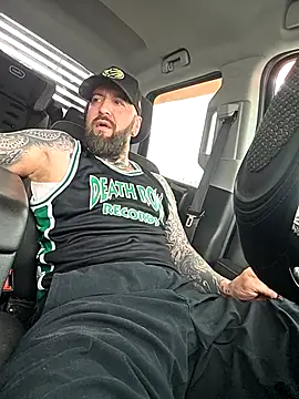 Beardedtattood live sex cam