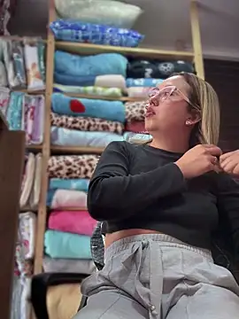 VIOLETA-25_ live sex cam