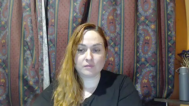 Foxy_Kate3333's cam snapshot