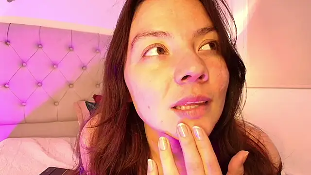 MiccaMadison's cam snapshot