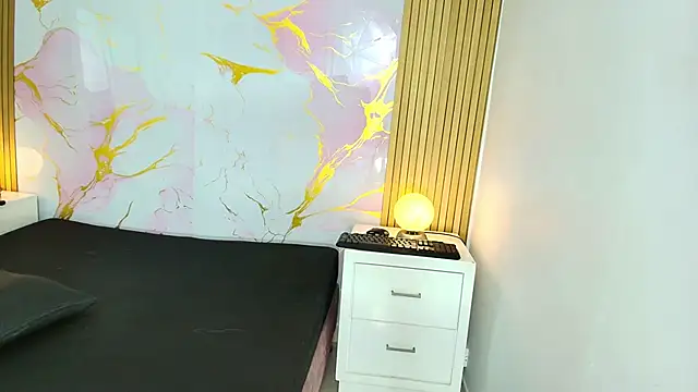 AprillRoss's cam snapshot