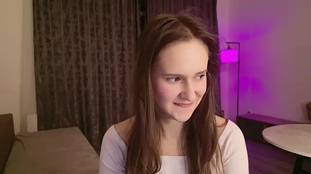 LucyRose3's cam snapshot