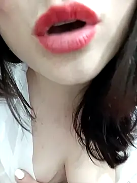 Sweet_love79's cam snapshot