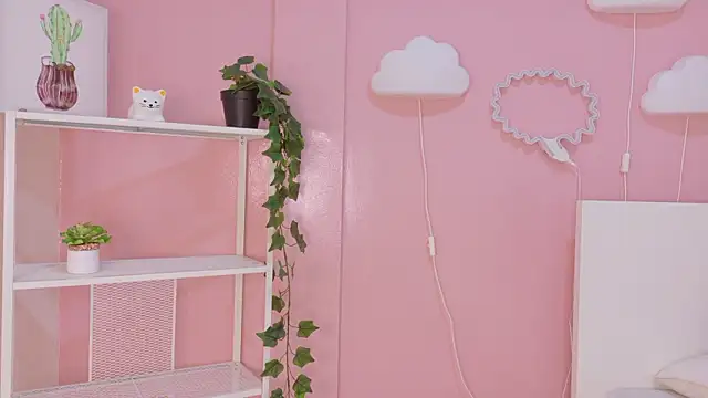 Annavic__'s cam snapshot