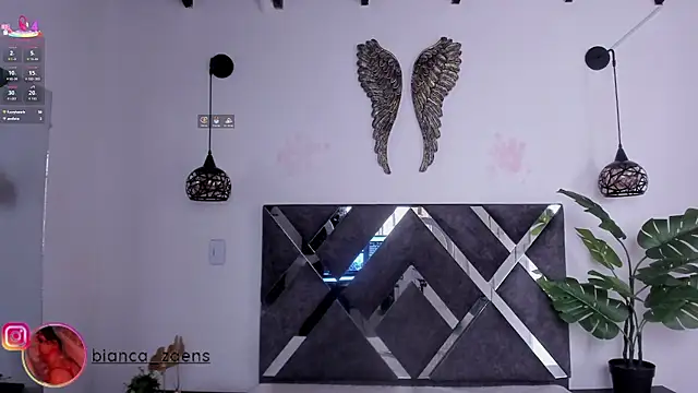 Bianca_zaens2's cam snapshot