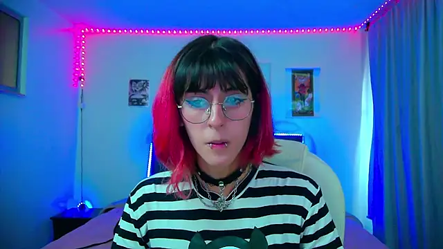 goth_minerva live sex cam