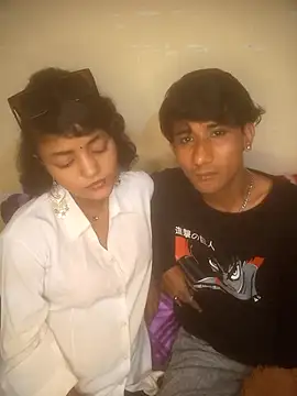 Freakingromance's cam snapshot