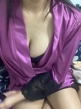 hotpooja1's cam snapshot