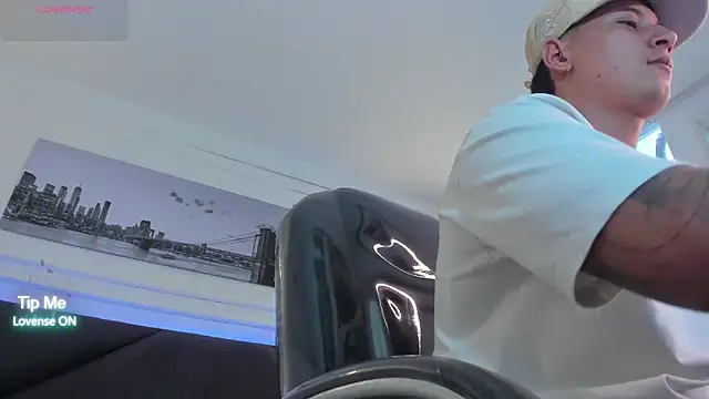 Damian23__ live sex cam