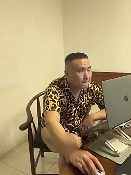 GoldLoge live sex cam