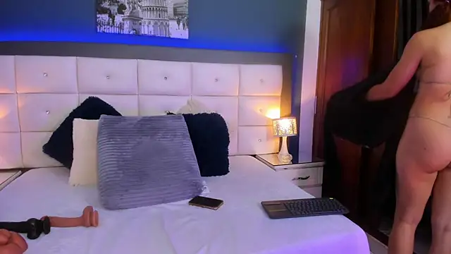 RED_VIOLETH's cam snapshot