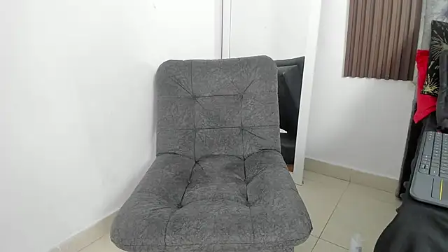 anierouse__'s cam snapshot