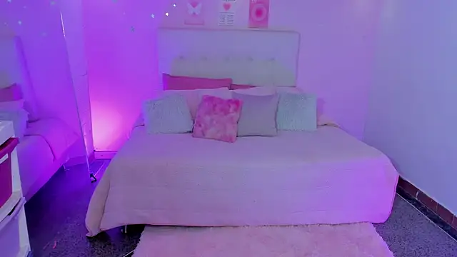 ScarlettDreamss7 live sex cam