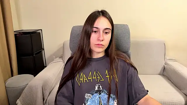 AliceKolltt live sex cam