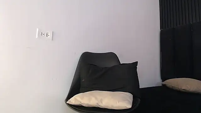 SmoothAlpha_ live sex cam