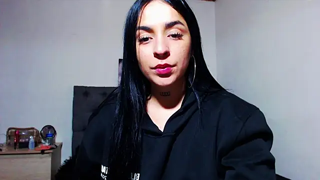 London_fox's cam snapshot