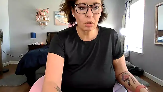 peachygoddess44's cam snapshot