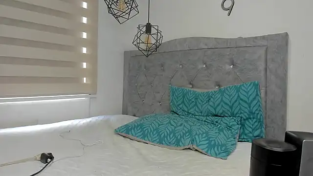 SIXXTOLOVE18's cam snapshot