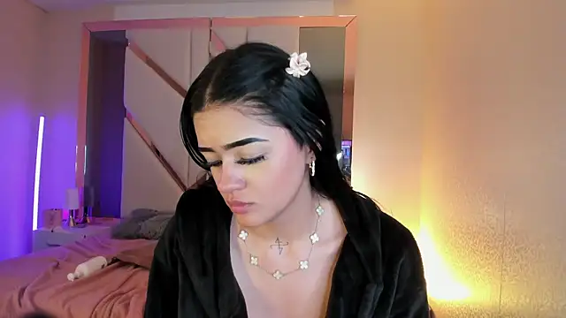 EmmaStonns's cam snapshot