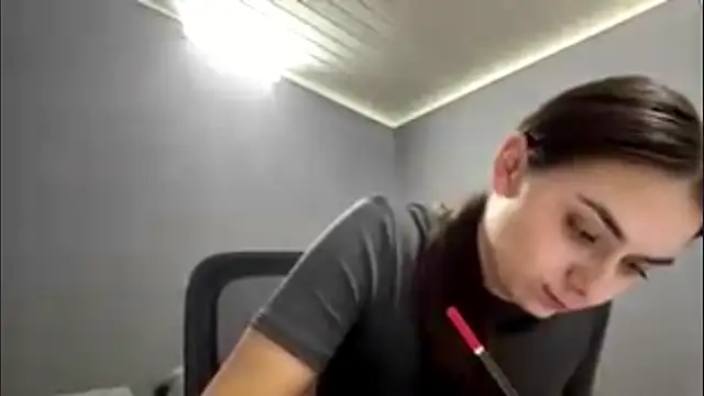 SarahHeadly's cam snapshot