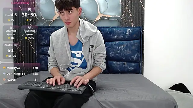 Lust_demian live sex cam