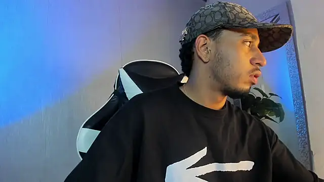 Brand_Collins's cam snapshot