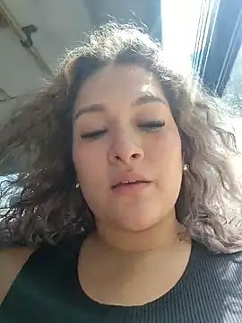 Sara_smiiith211 live sex cam