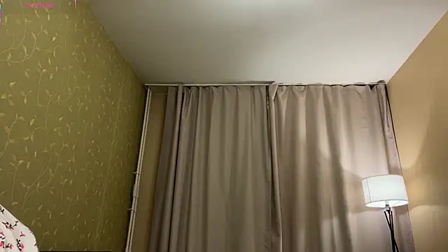 KarlynGow's cam snapshot