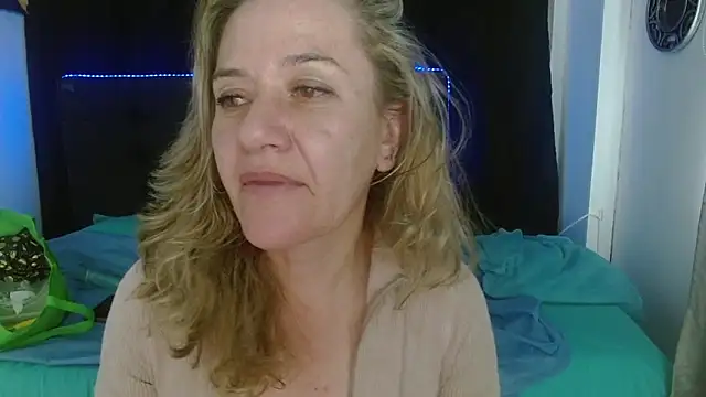 andreea_xx's cam snapshot