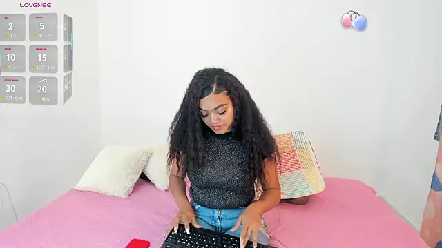 JasmineRose7's cam snapshot