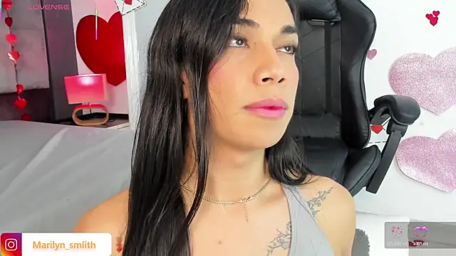 MarilynSmIith live sex cam