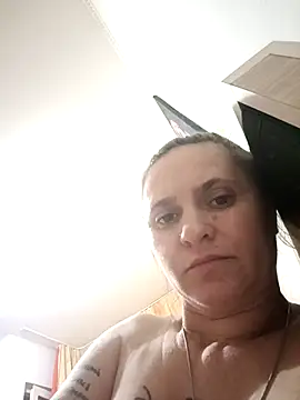 stropinela23 live sex cam