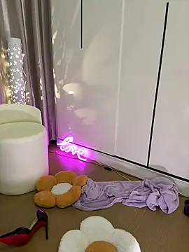 nidekikibabe-2026's cam snapshot