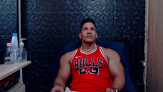 viktor_herrera live sex cam