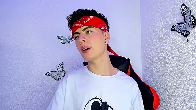 andrew_ixz's cam snapshot