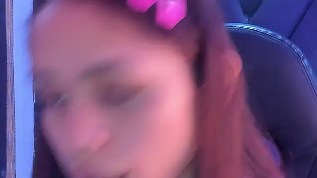 CarolineFyre's cam snapshot