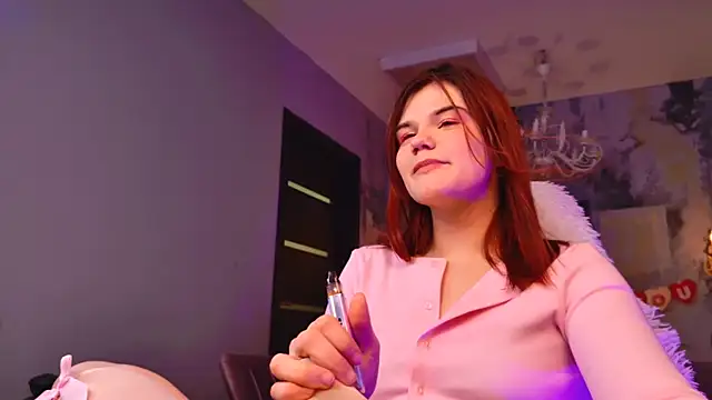 EllieFoxy live sex cam