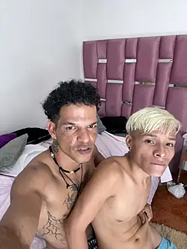 MaxyRyan's cam snapshot