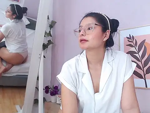 AliciaFox07's cam snapshot