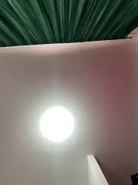 sophie-honey's cam snapshot