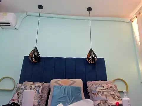 monalind220's cam snapshot